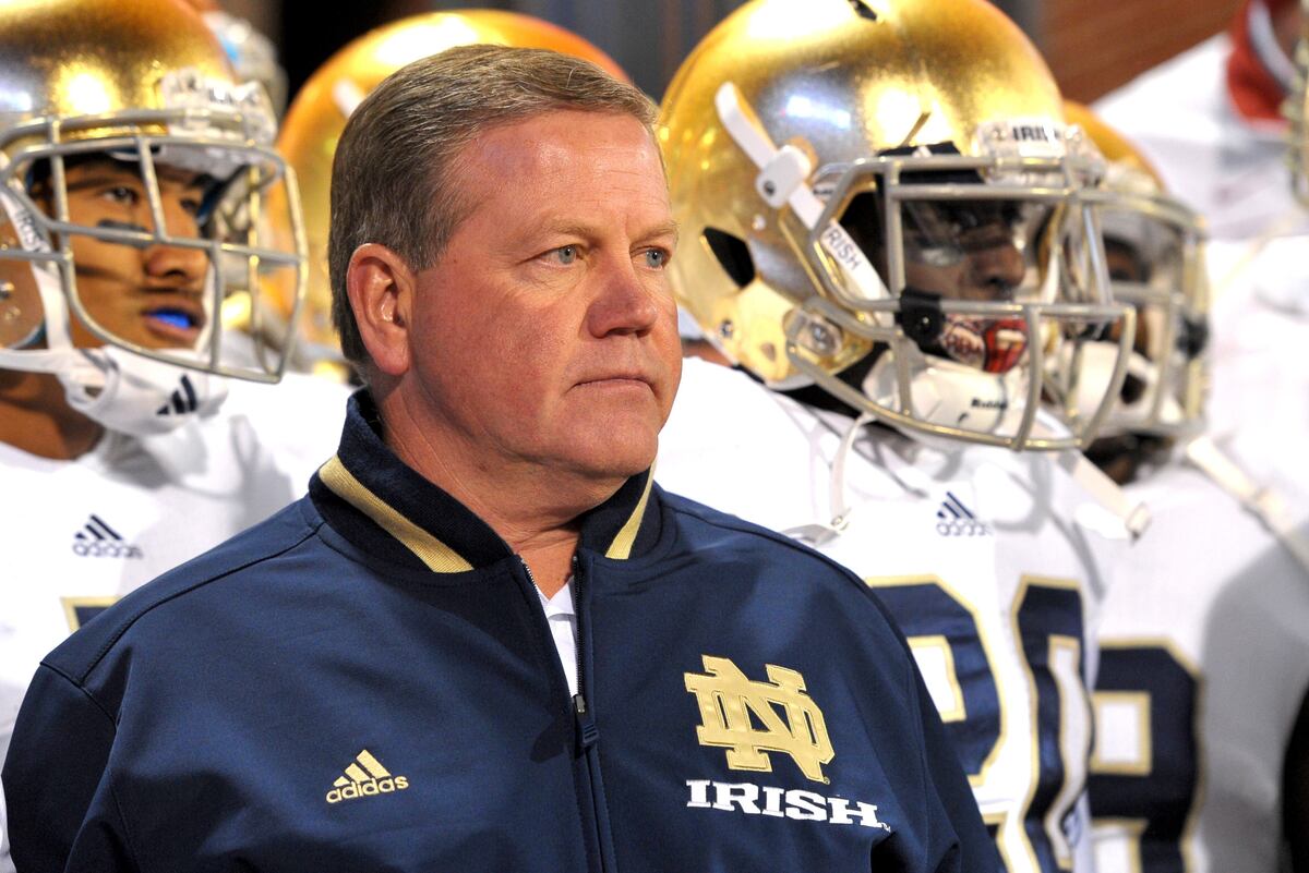Does Notre Dame Deserve to Rise or Fall in BCS Rankings After Surviving ...
