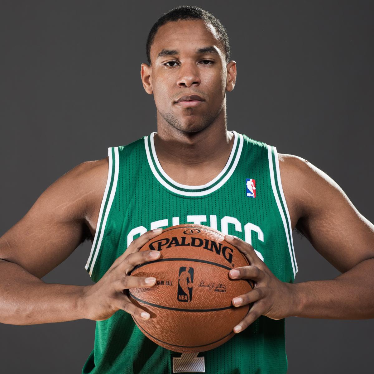 3 Reasons Jared Sullinger Will Play His Way into Boston Celtics