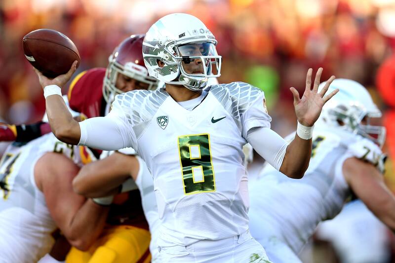 Oregon Ducks Football Is Oregon Quarterback Marcus Mariota Still