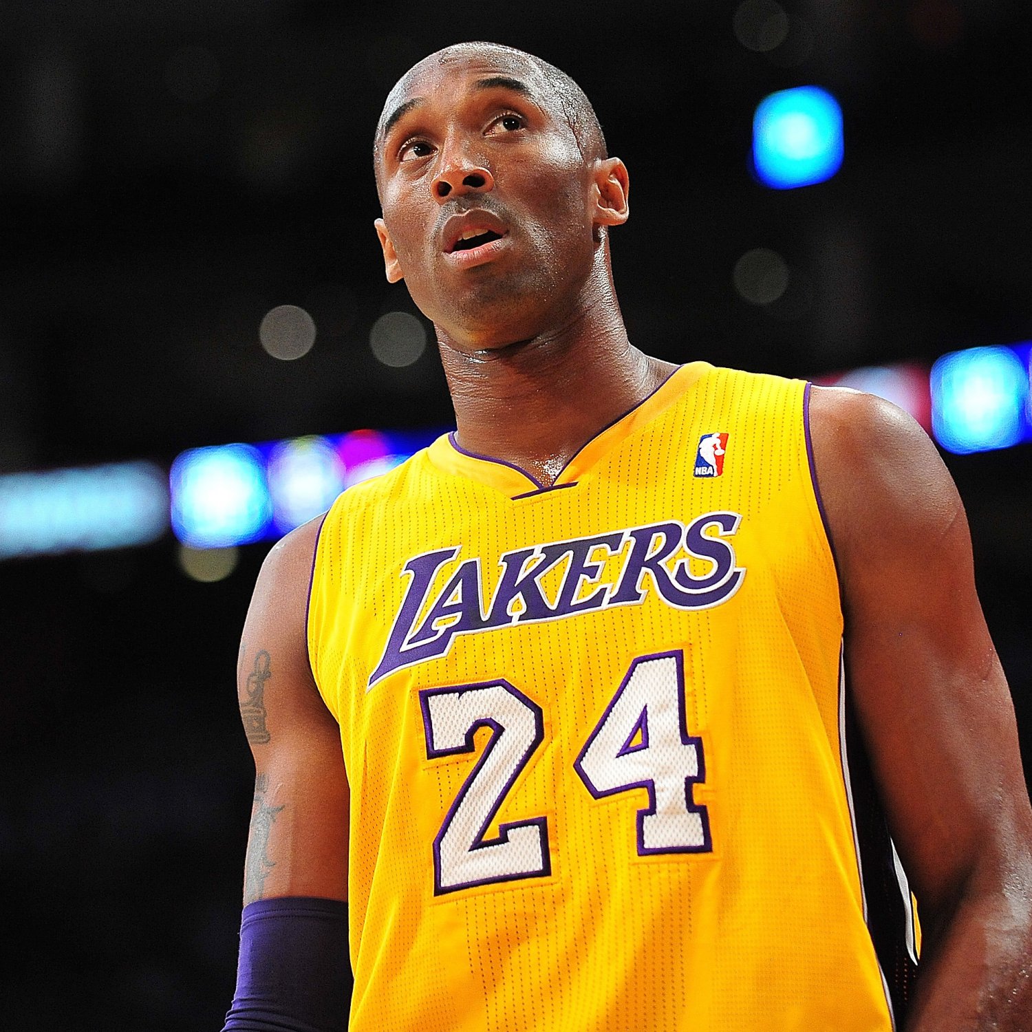 Kobe Bryant Needs a Puppet, Not Overlords Like Phil Jackson or Mike D ...