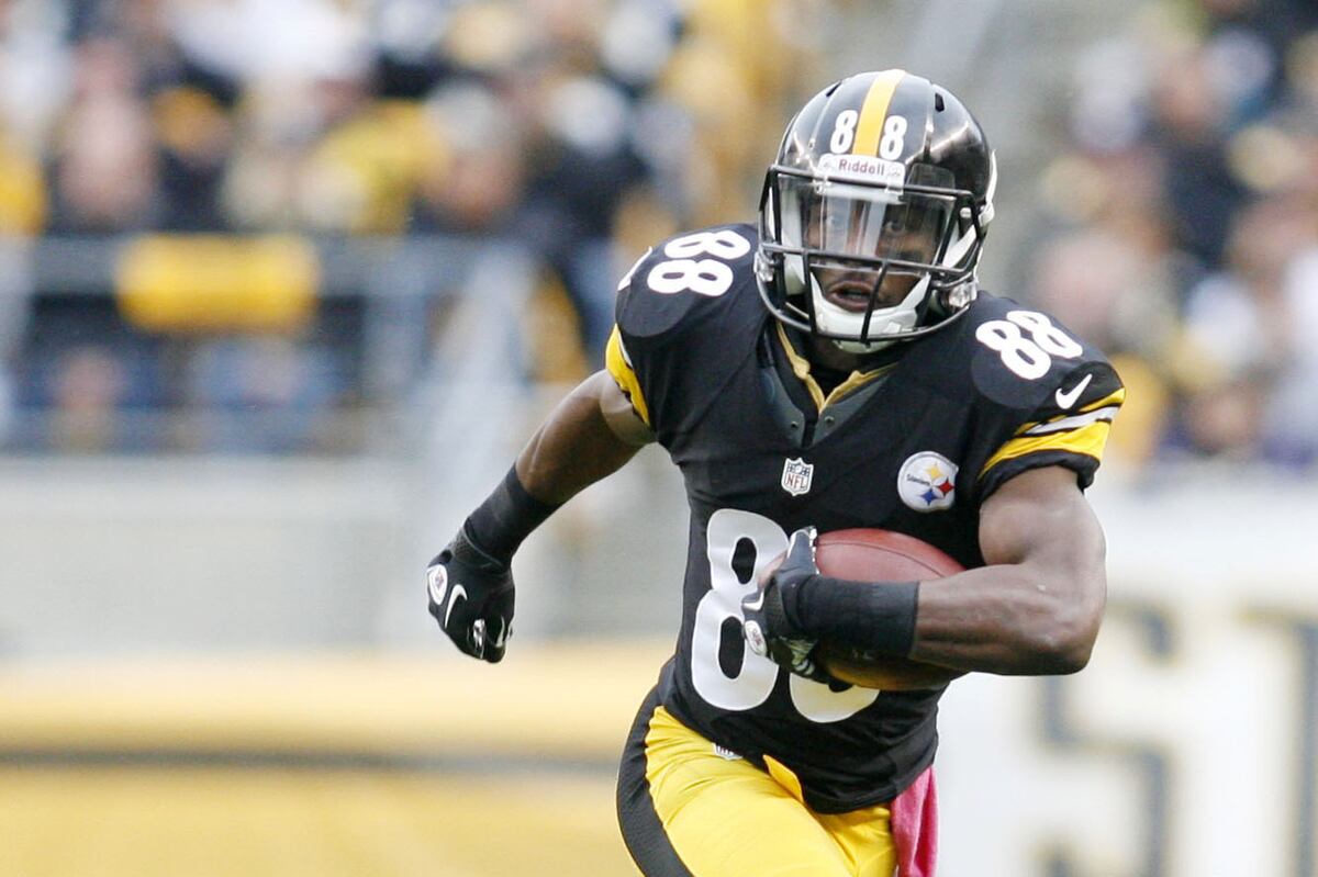 week-10-fantasy-football-projections-must-start-players-in-monday
