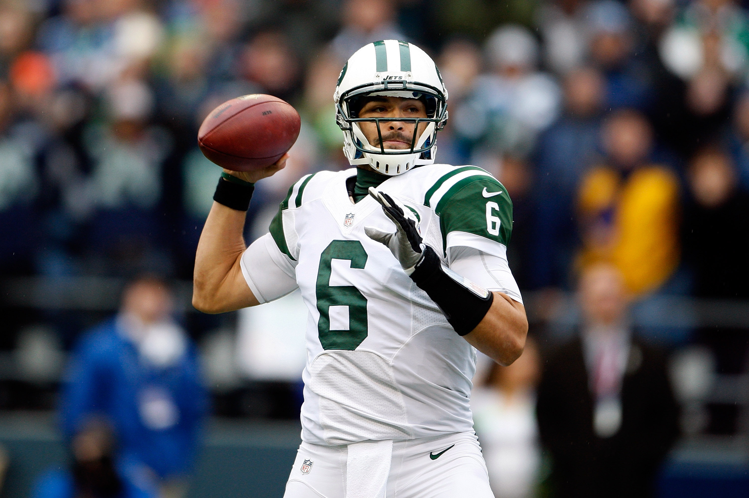 NFL- How much is Mark Sanchez to blame for New York Jets' issues