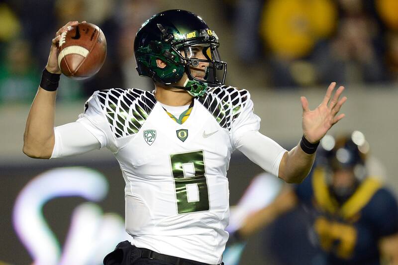 Oregon Ducks Football Johnny Football Manziel Or Marcus Mariota