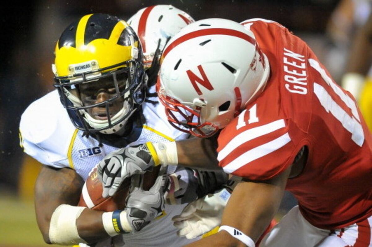 Ranking the 25 Best College Football Helmet Designs ...