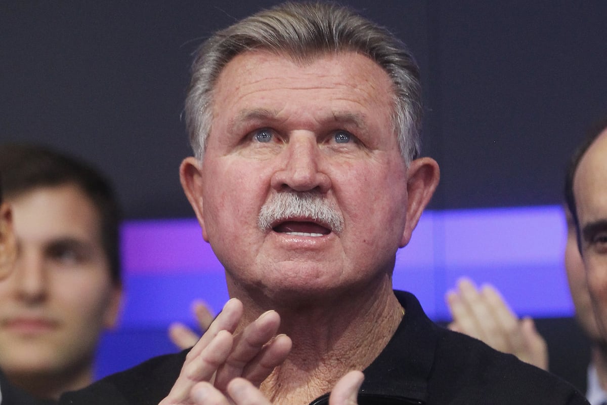 Mike Ditka Hospitalized After Suffering Stroke | Bleacher ...
Mike Ditka Coach