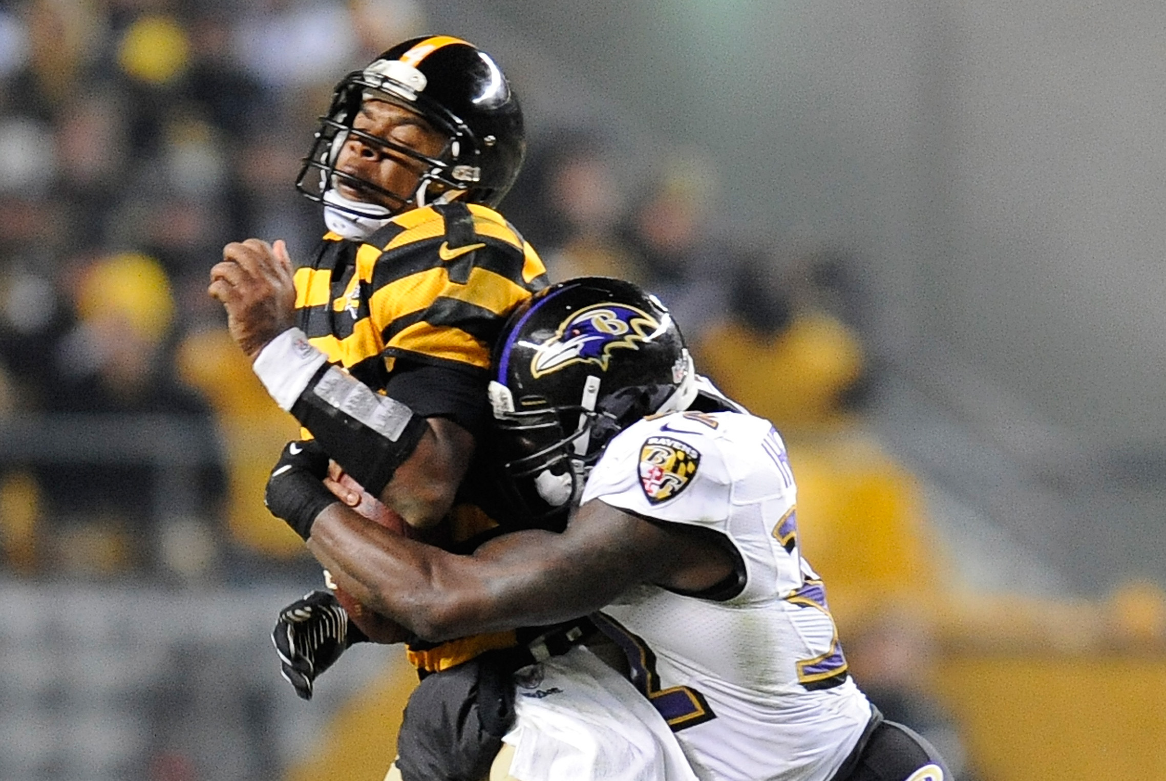 Ravens shut down Leftwich, Steelers 13-10