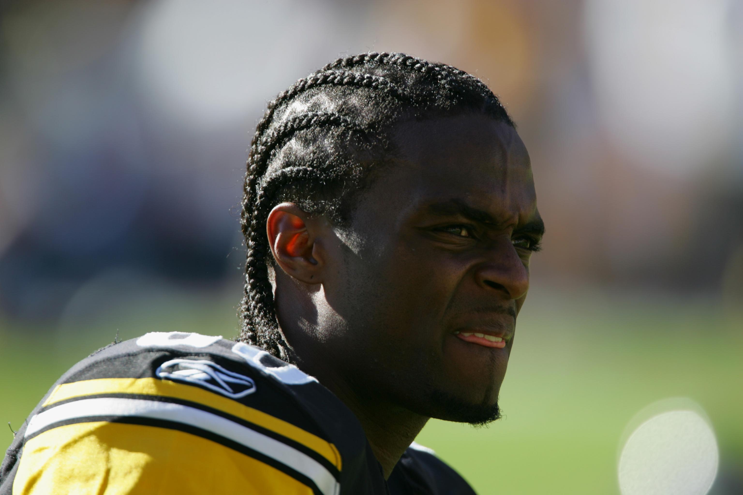 Plaxico Burress Meets With Steelers