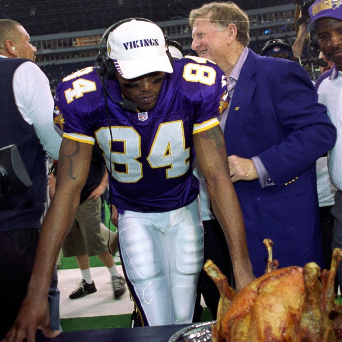 How a six-legged turkey became a thing during Thanksgiving Day Cowboys'  games