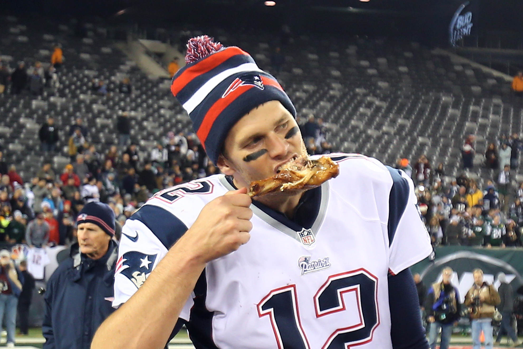 Patriots Feast on Inept Jets, Make for a Happy Thanksgiving in