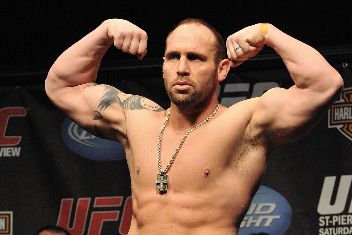 Shane Carwin: Is It Time for the Often-Injured Heavyweight to Retire ...