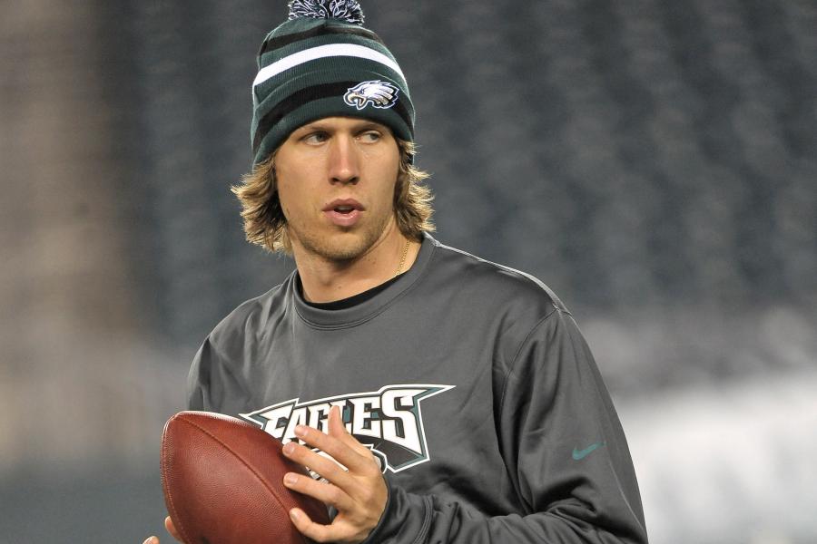 Meet Eagles QB Nick Foles at Cherry Hill Barnes & Noble book signing