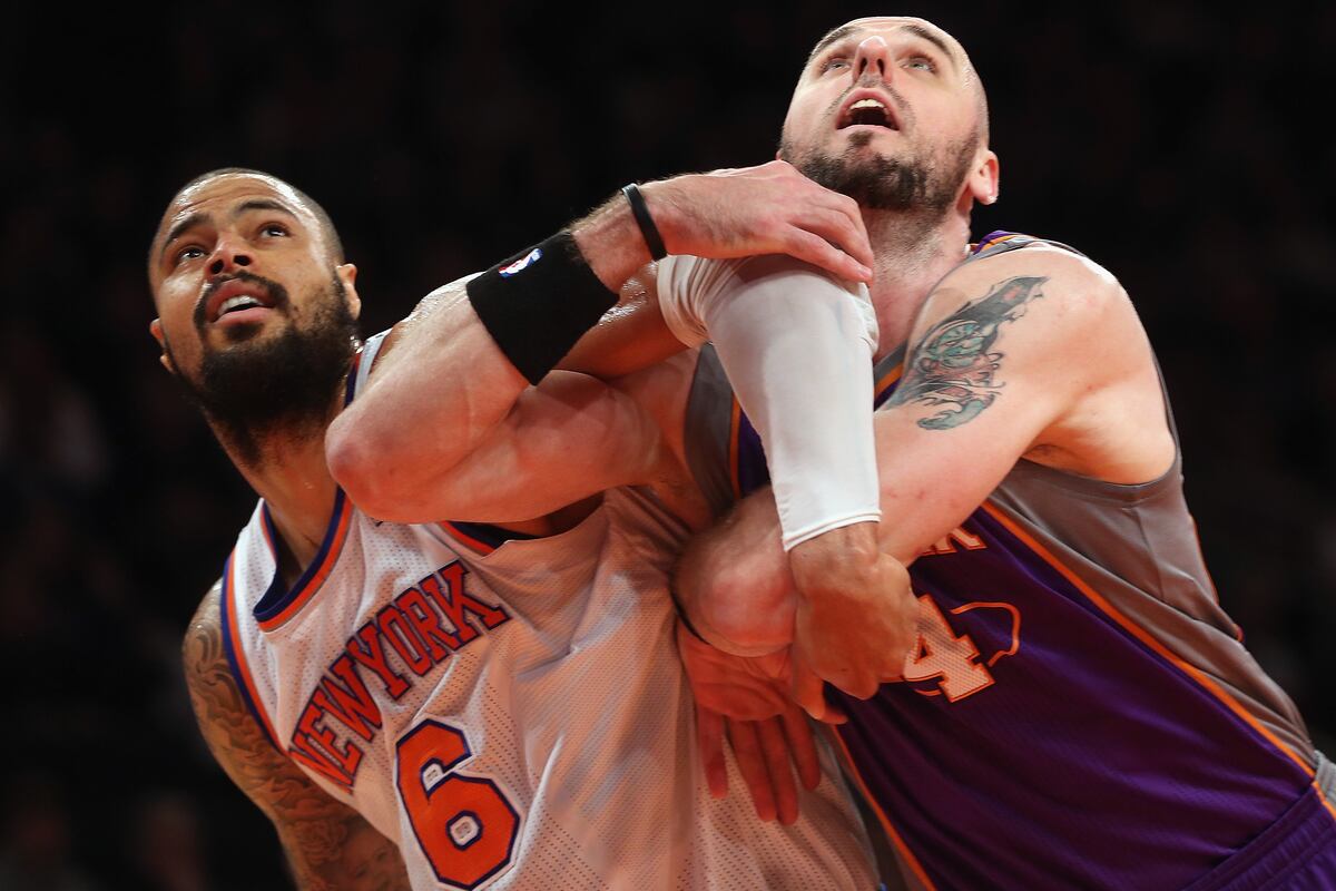 Knicks vs Phoenix Suns: Why New York Can't Shake the Turnover Bug