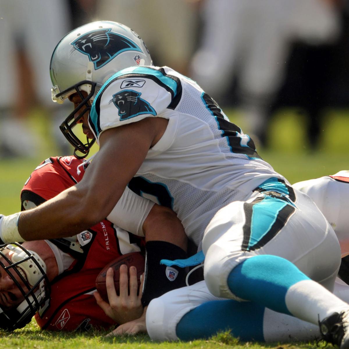 Matt Ryan's hand bleeds profusely during Falcons-Panthers game