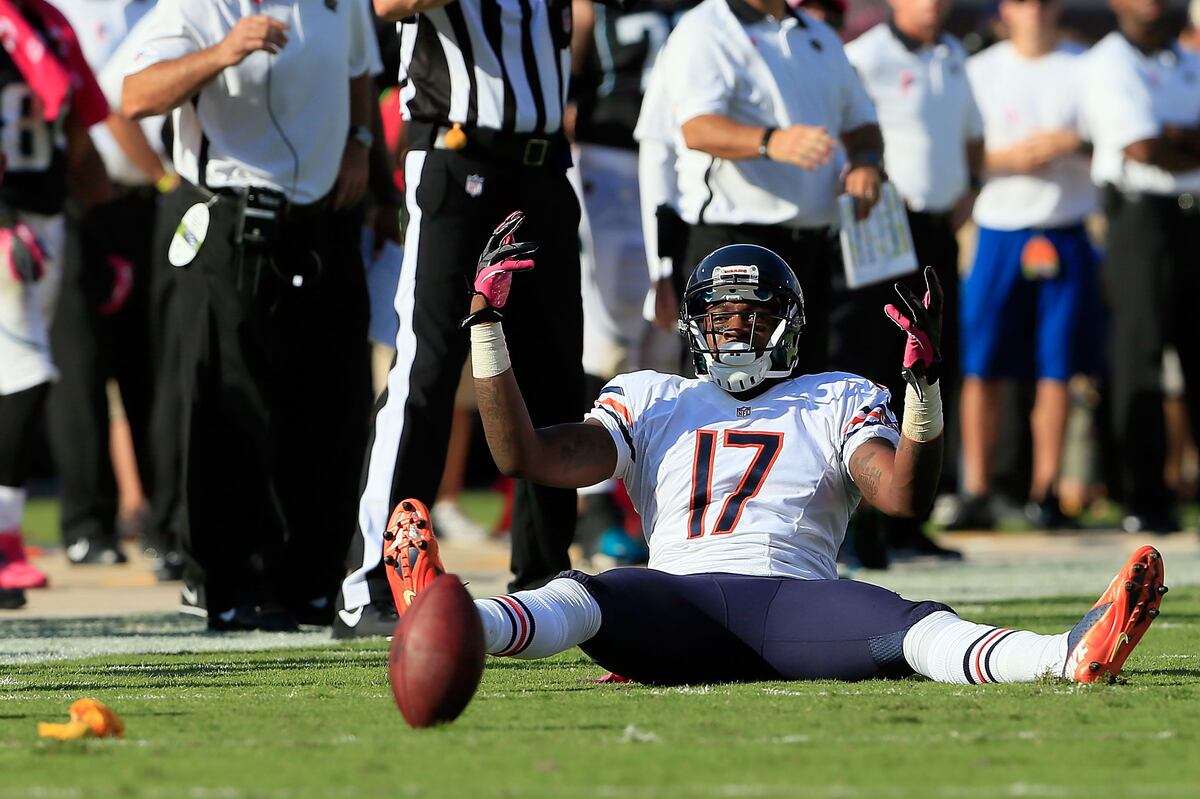 The NFL Holding Crisis Where Do Refs Have a Responsibility to Throw