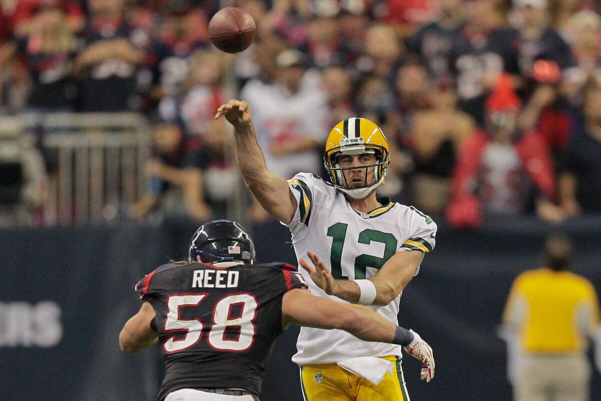 New England Patriots How Tom Brady Can Lean on Aaron