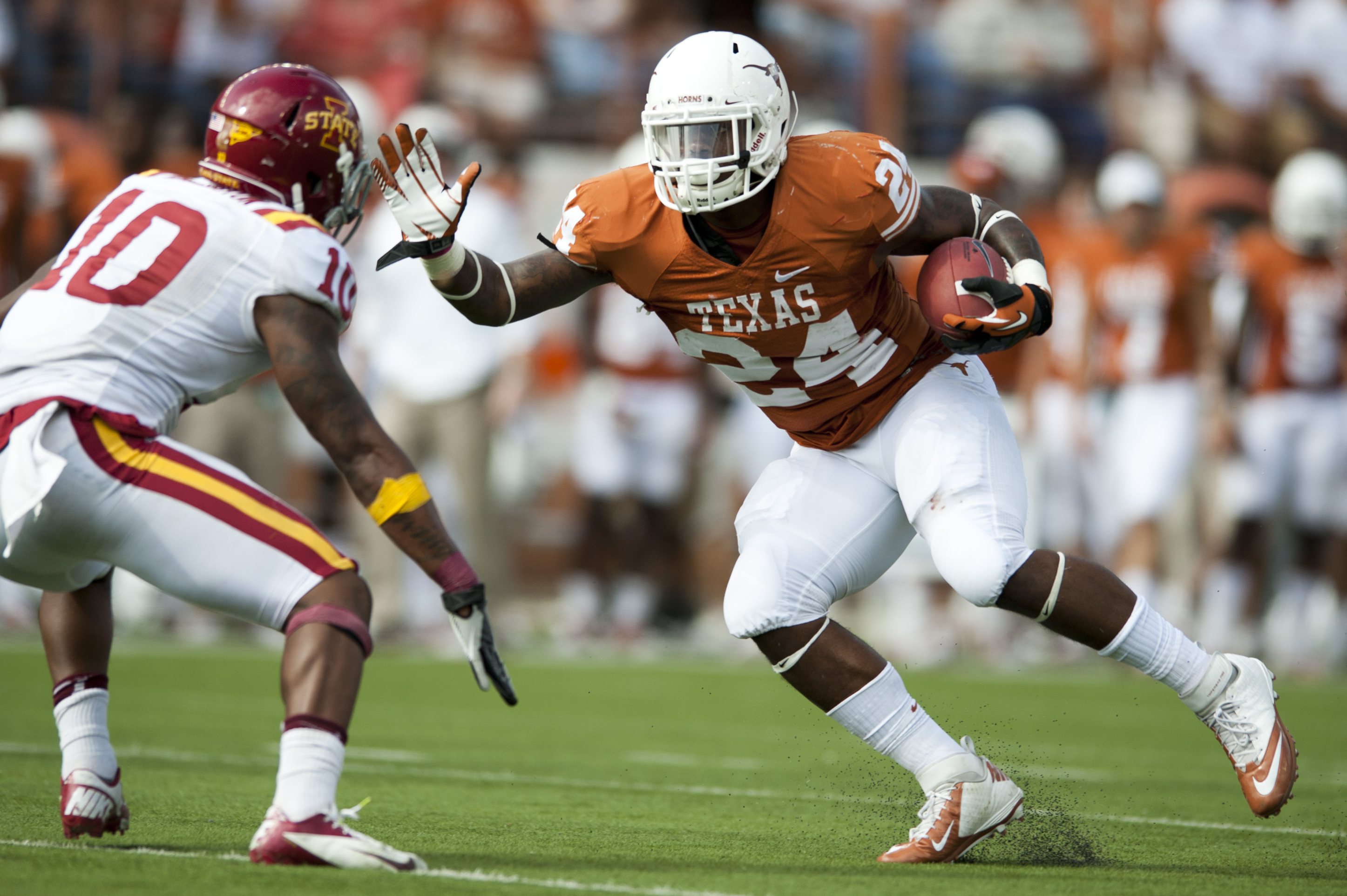 No. 20 Texas Football selected for Valero Alamo Bowl – Horns