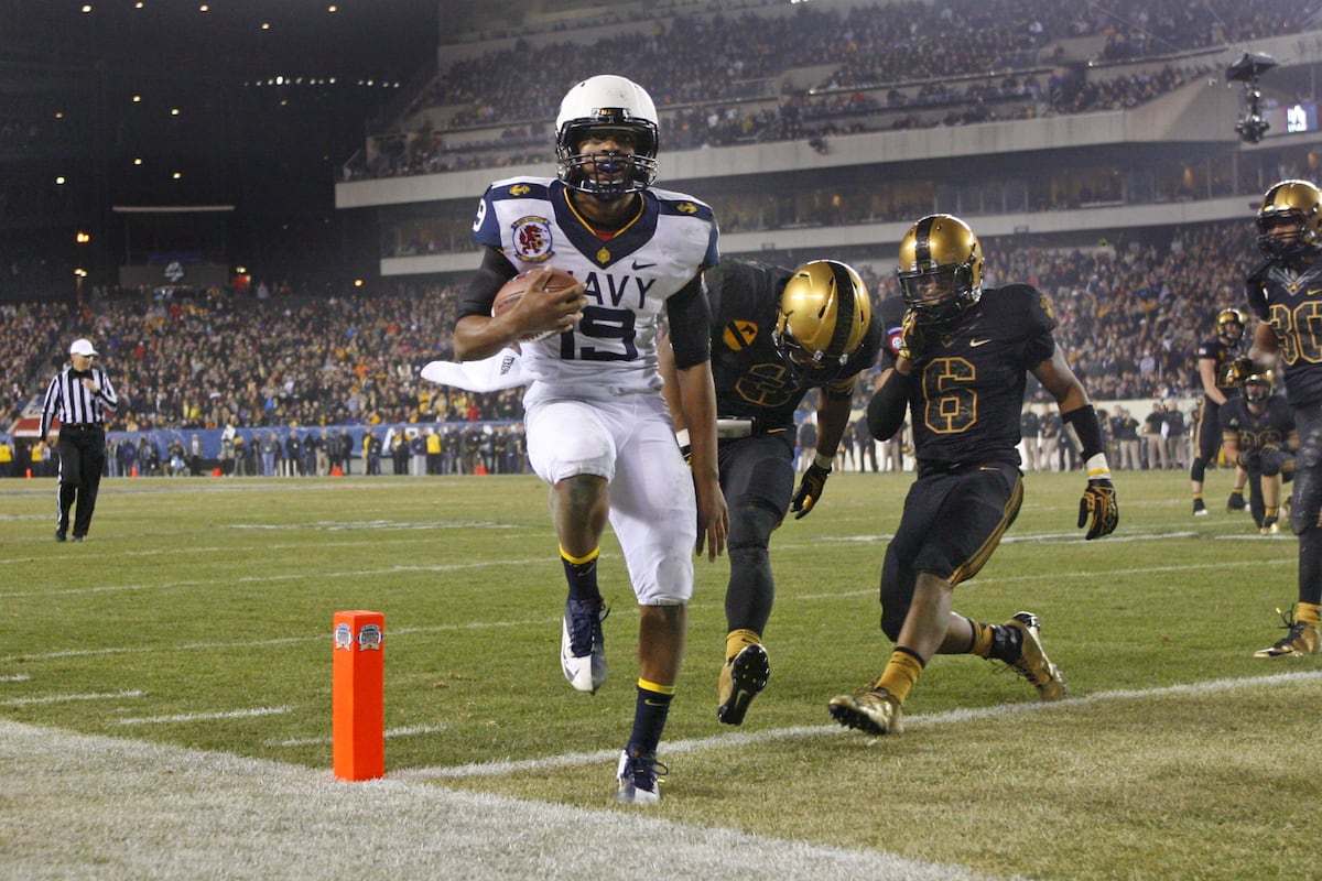 top 97+ Pictures nfl game at naval academy Excellent