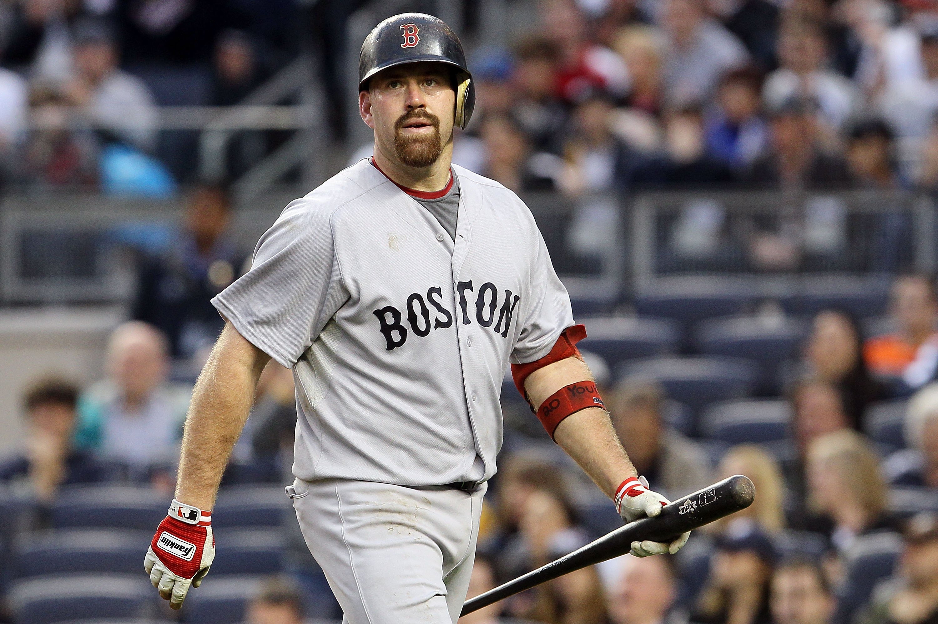 Yankees Offer Kevin Youkilis $12 Million for One Year - The New
