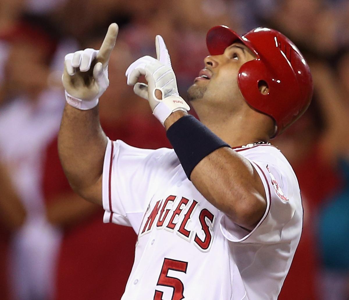 Struggling Angels cut ties with Pujols