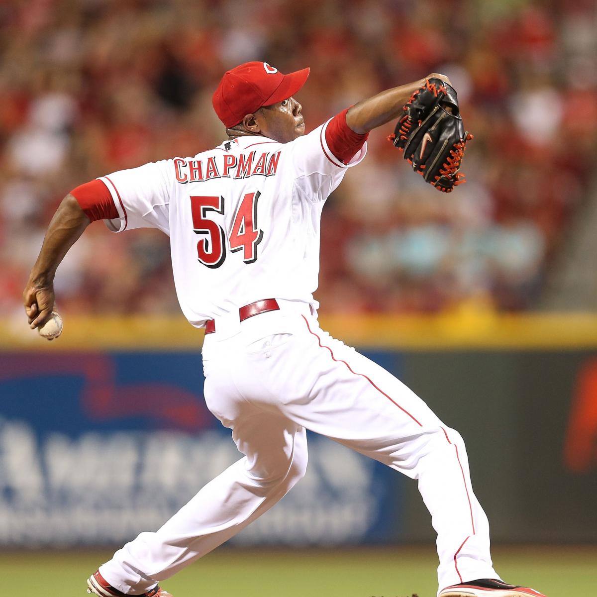Top 3 Reasons Reds' Aroldis Chapman Will Be a Successful Starting