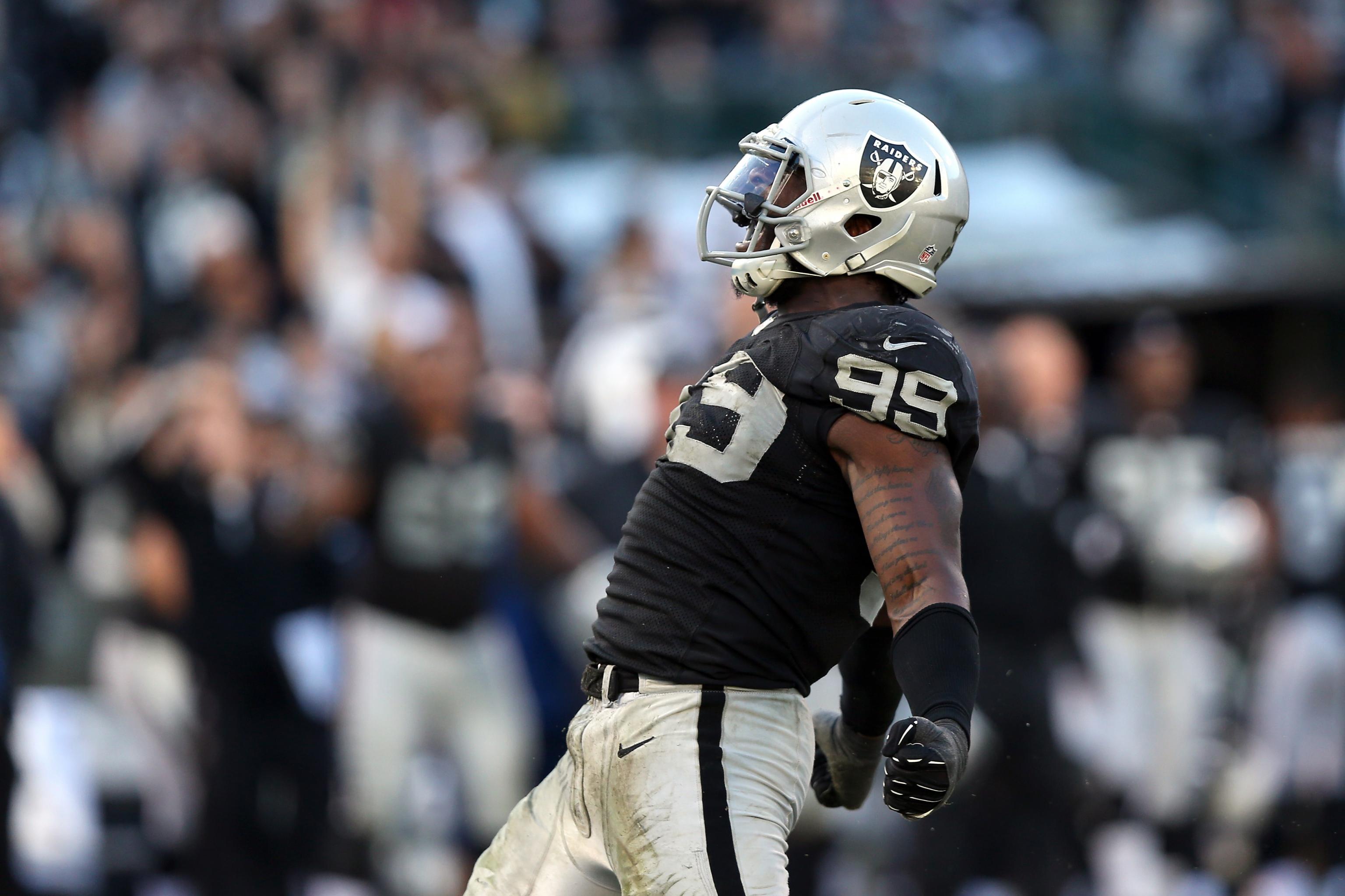 Breaking Down Oakland Raiders Defense in Shutout Performance