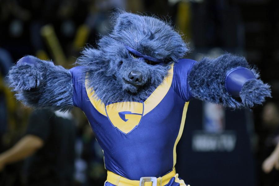 Who is the Memphis Grizzlies' mascot, Grizz?