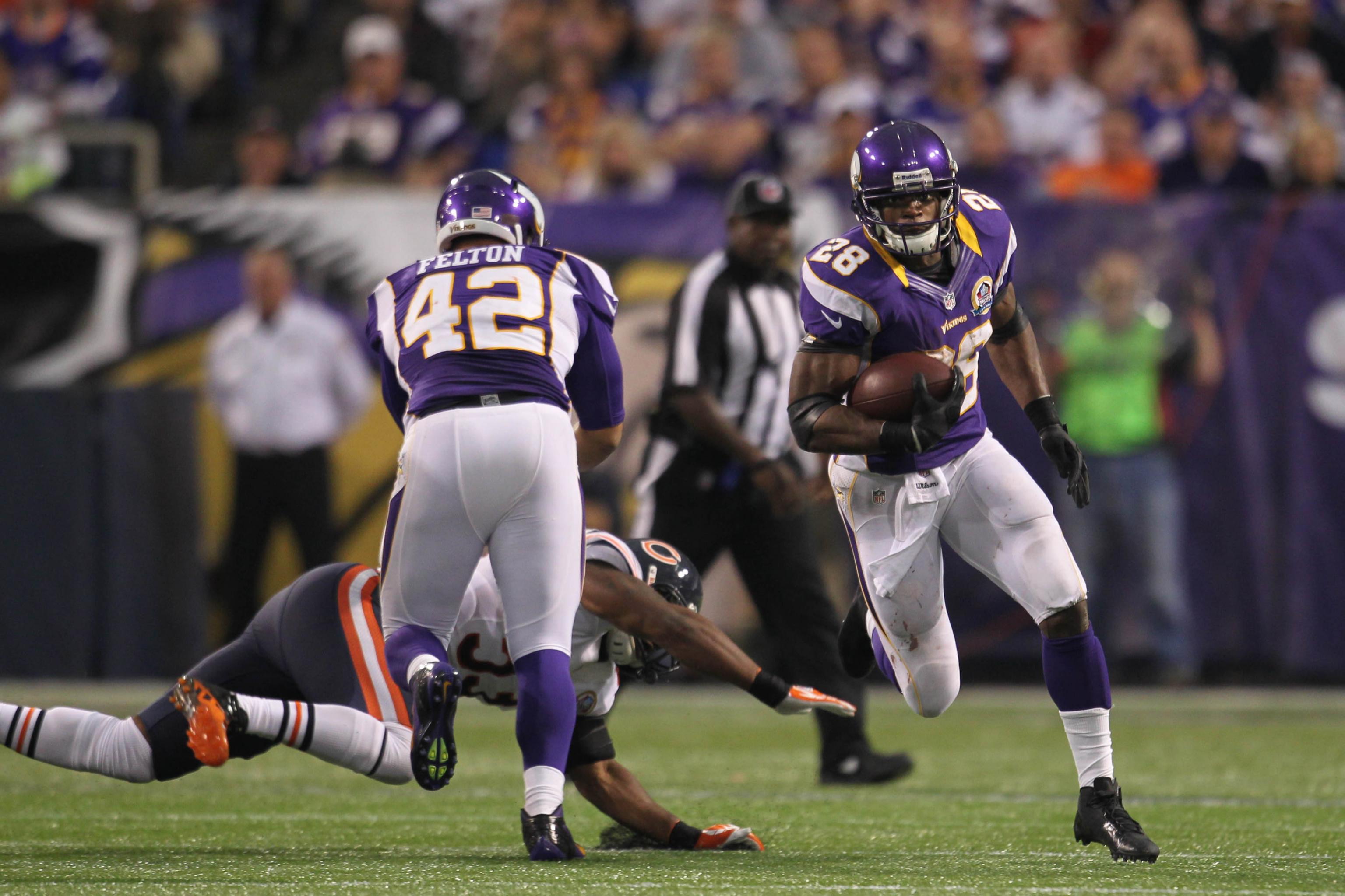 CenturyLink Legends Connection: Jerome Felton  He played for the Lions  before playing for the #Vikings. He blocked for Adrian Peterson during his  2012 MVP season. So of course we had to