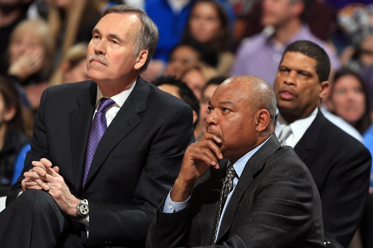 Assessing L.A. Lakers Coaching Staff's EarlySeason Performance News, Scores, Highlights