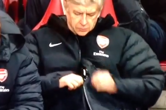 Arsenal Arsene Wenger Struggles With Puffy Coat In Win Over Newcastle Video Bleacher Report Latest News Videos And Highlights