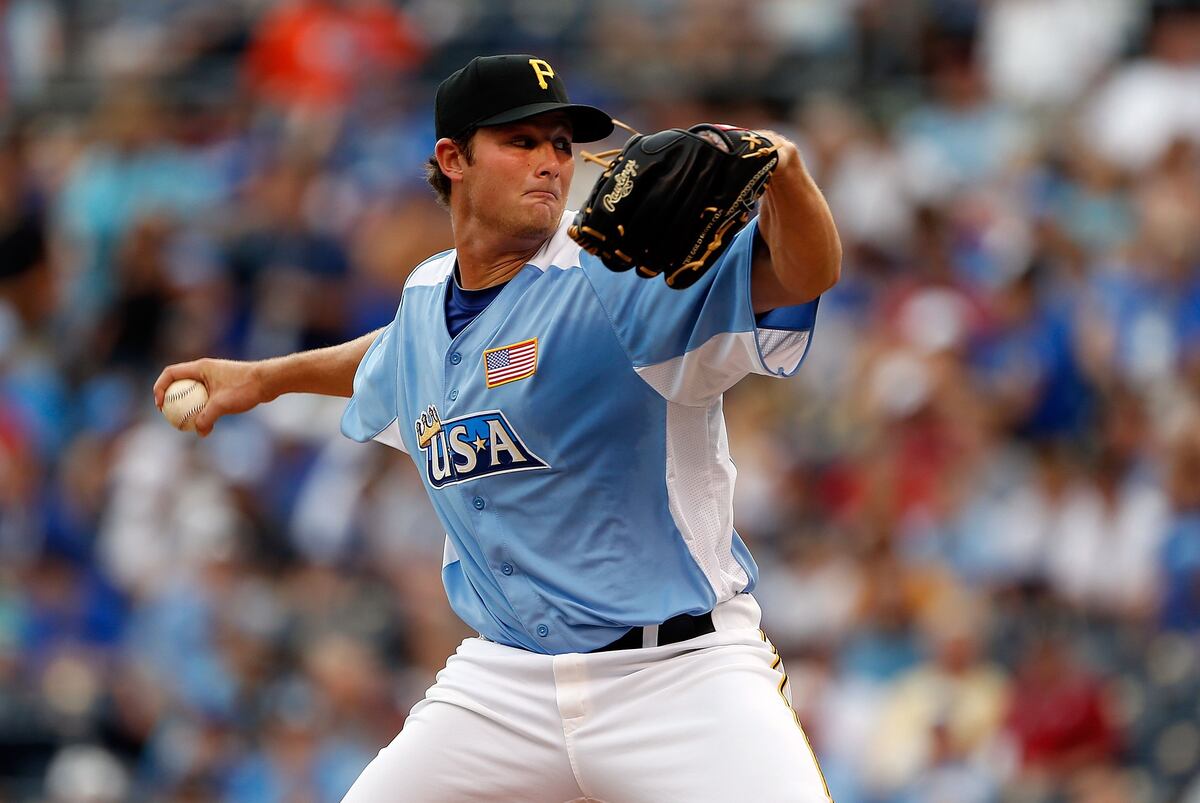 Ranking the Top 10 Prospects in the Pittsburgh Pirates' Farm System News, Scores, Highlights