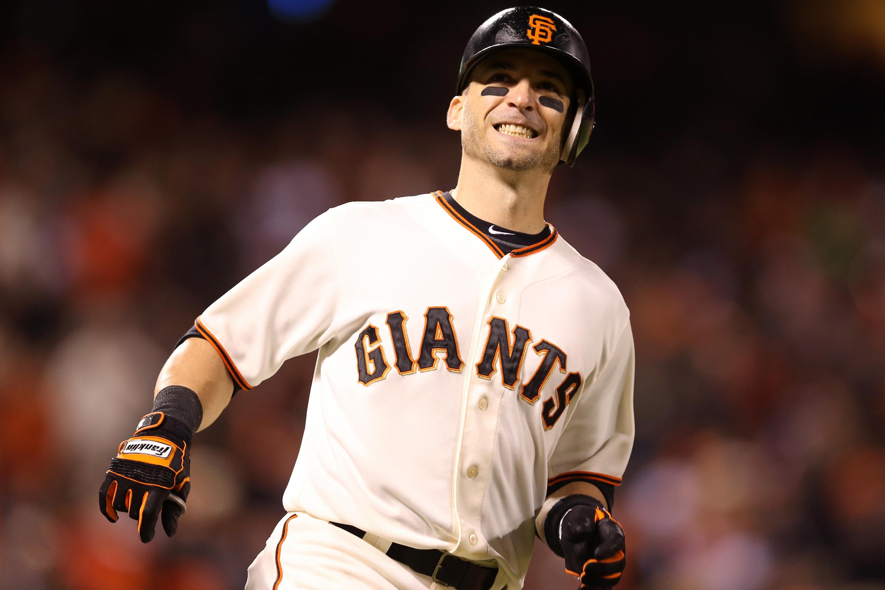 SF Giants clinch first NL West title since 2012, outlast Dodgers in