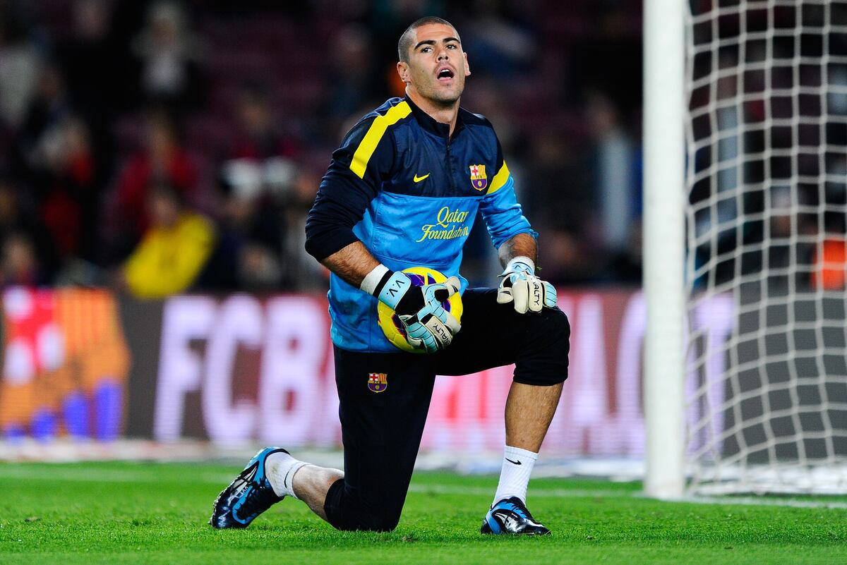 Liverpool Transfer News: Why Victor Valdes Is a Good Fit ...