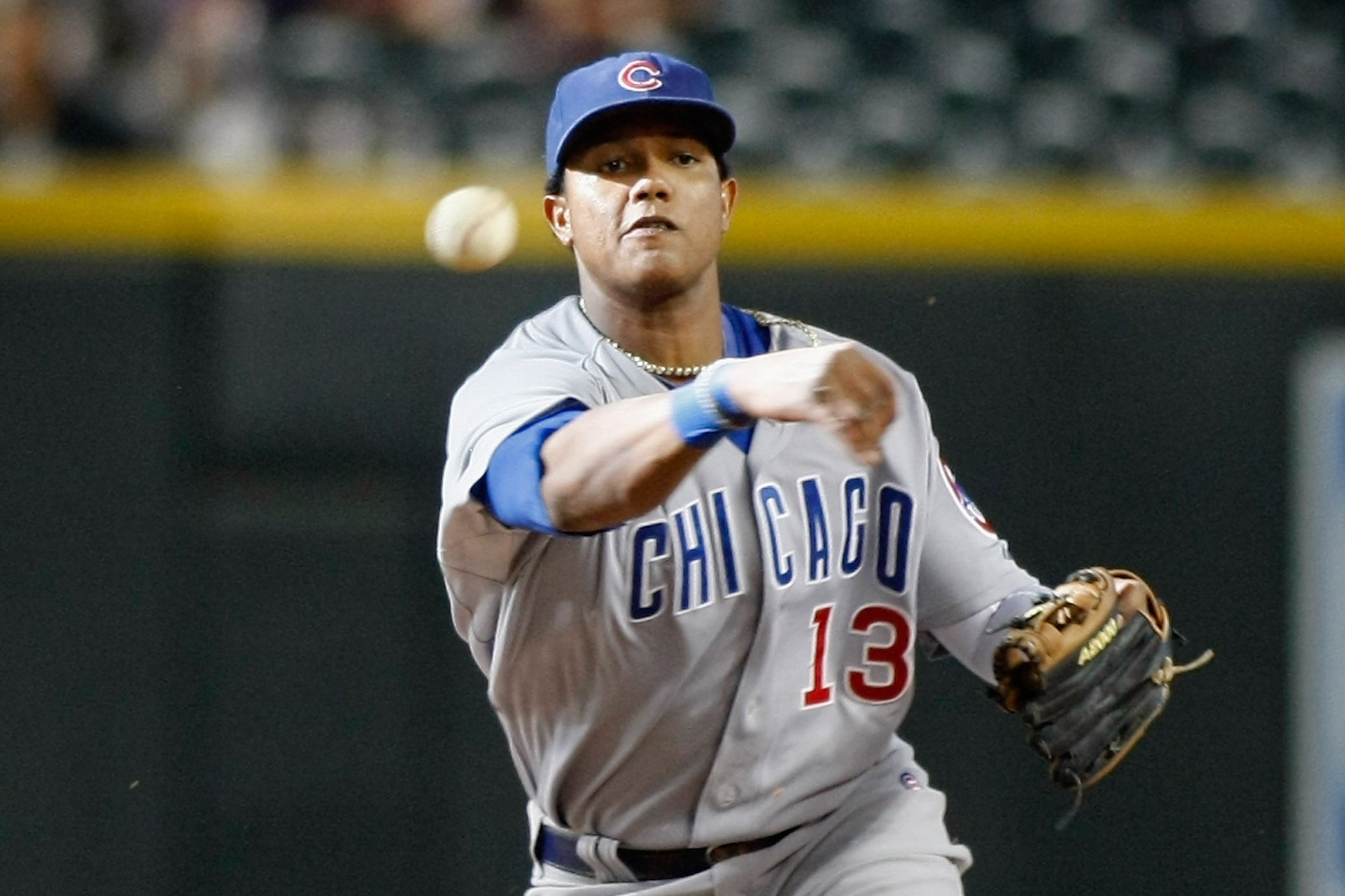 MLB local ties: Darwin Barney goes 2-for-4 in Chicago Cubs opening day loss  