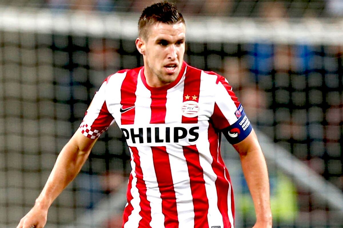 Why Kevin Strootman Would Be a Great Tactical Fit for Manchester United