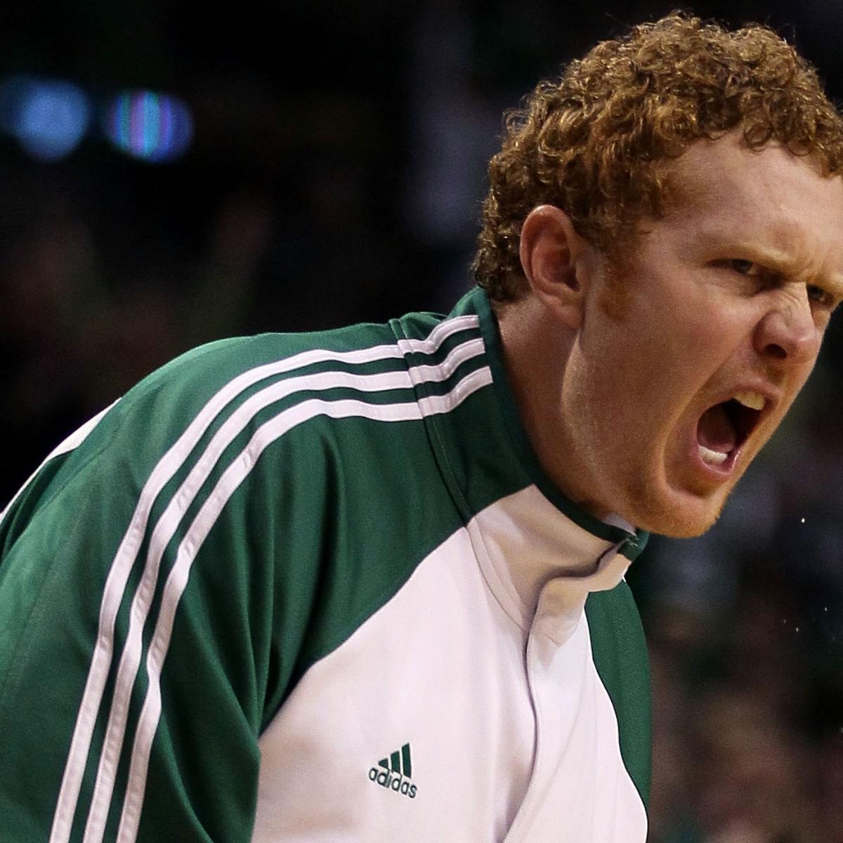 Brian Scalabrine on X: I can easily serve pasta for all the