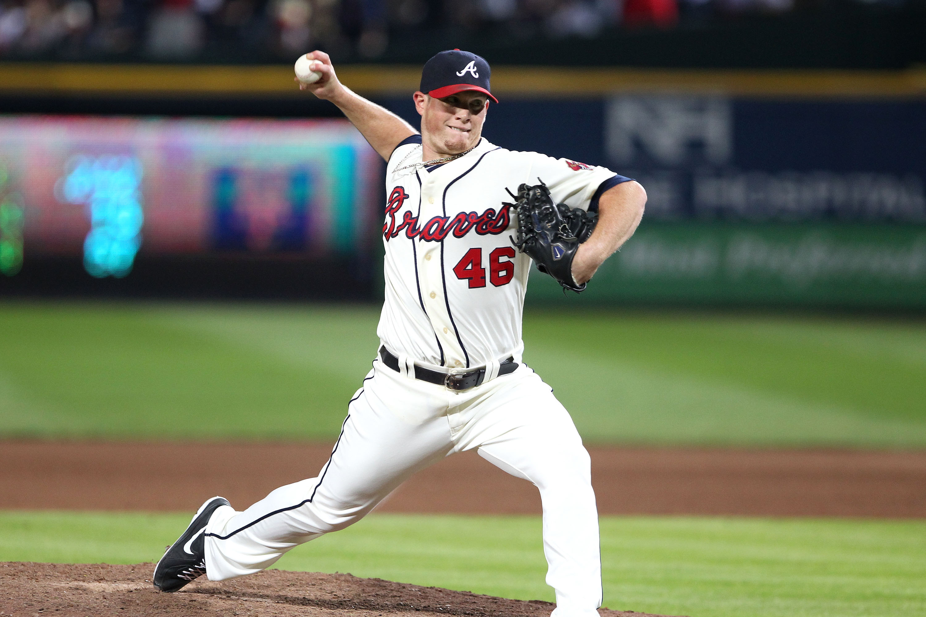 Braves eye Kimbrel for closer's role