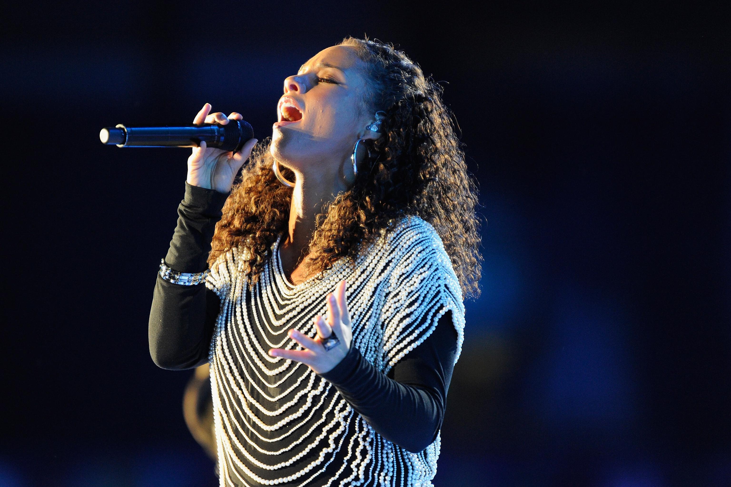 Breaking Down Super Bowl National Anthem and Alicia Keys' Star-Spangled Time, News, Scores, Highlights, Stats, and Rumors