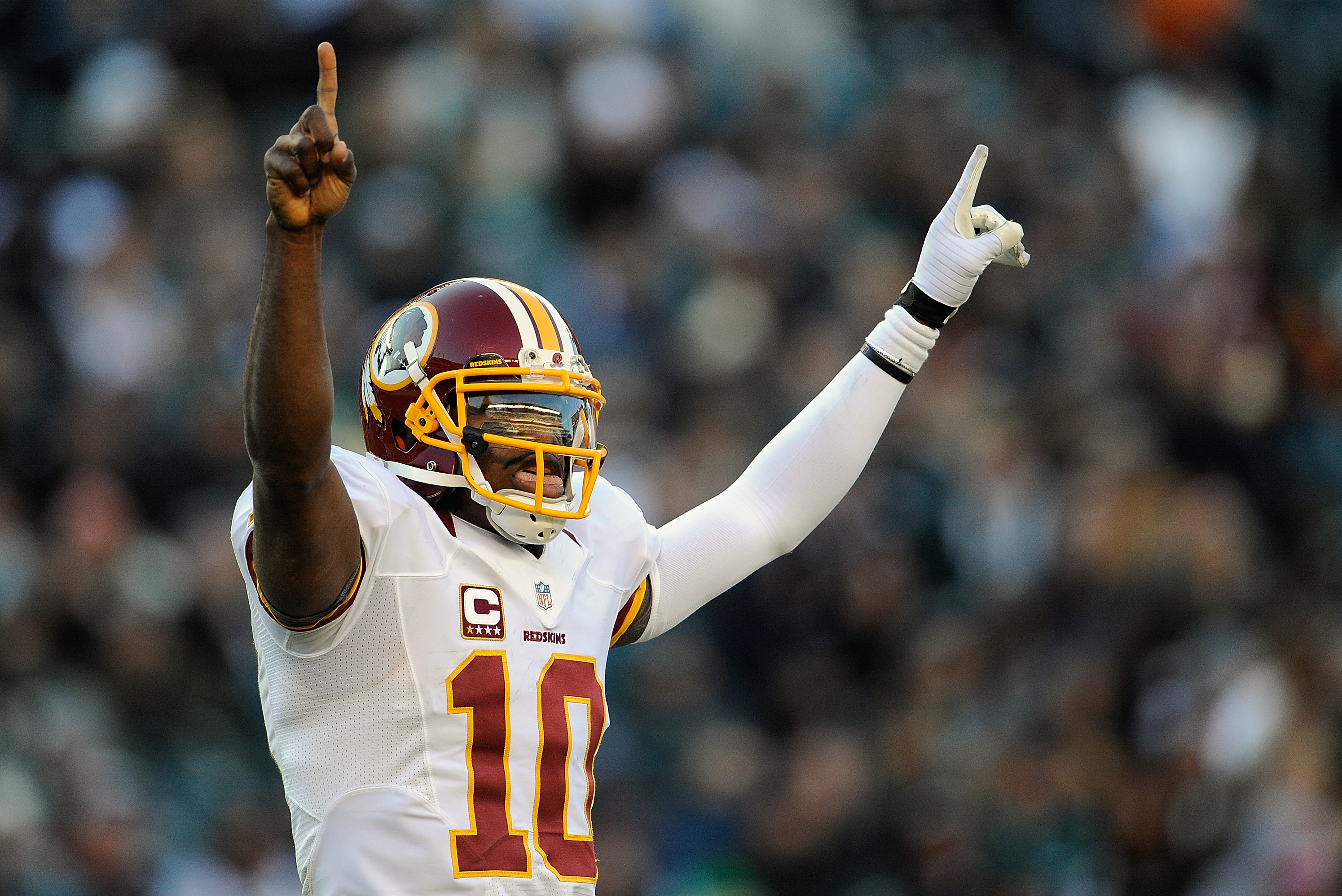 Robert Griffin III Deserves Rookie of the Year Award After Awe ...
