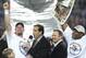 28 Jan 2001: Trent Dilfer and Ray Lewis of the Baltimore Ravens celebrate as they are interviewed by Jim Nance after defeating the New York Giants during Super Bowl XXXV at Raymond James Stadium in Tampa, Florida. The Ravens defeated the Giants 34-7. DIGITAL IMAGE. Mandatory Credit: Brian Bahr/ALLSPORT