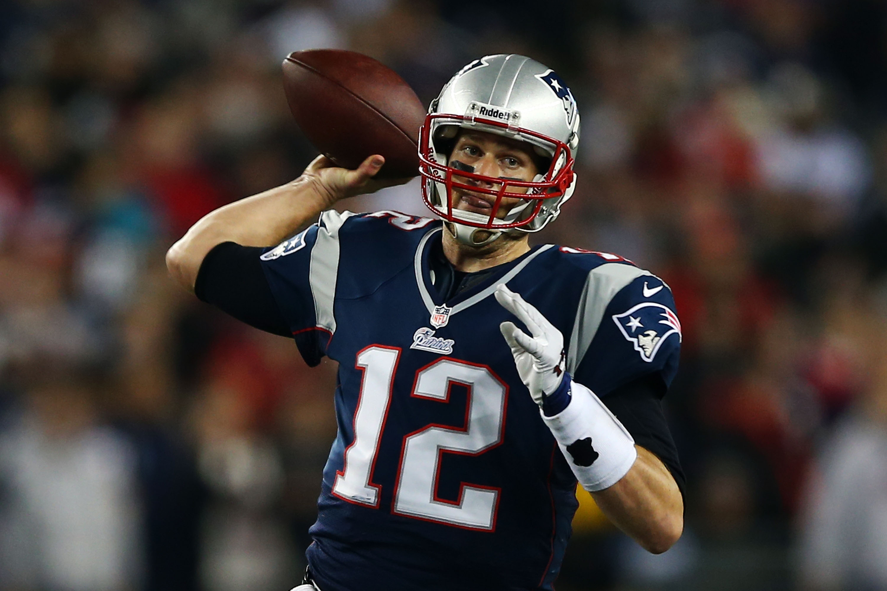 Tom Brady leads Patriots' 45-10 rout of Broncos, Tim Tebow in NFL playoffs  – The Denver Post