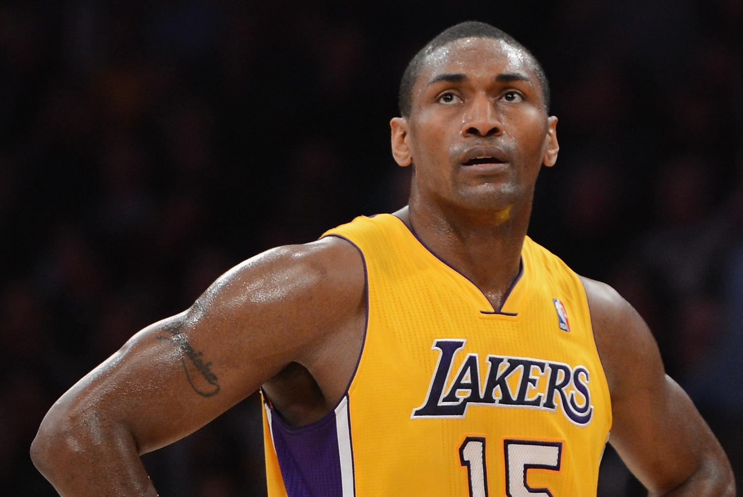Lakers' Metta World Peace rewrites his history in Detroit by