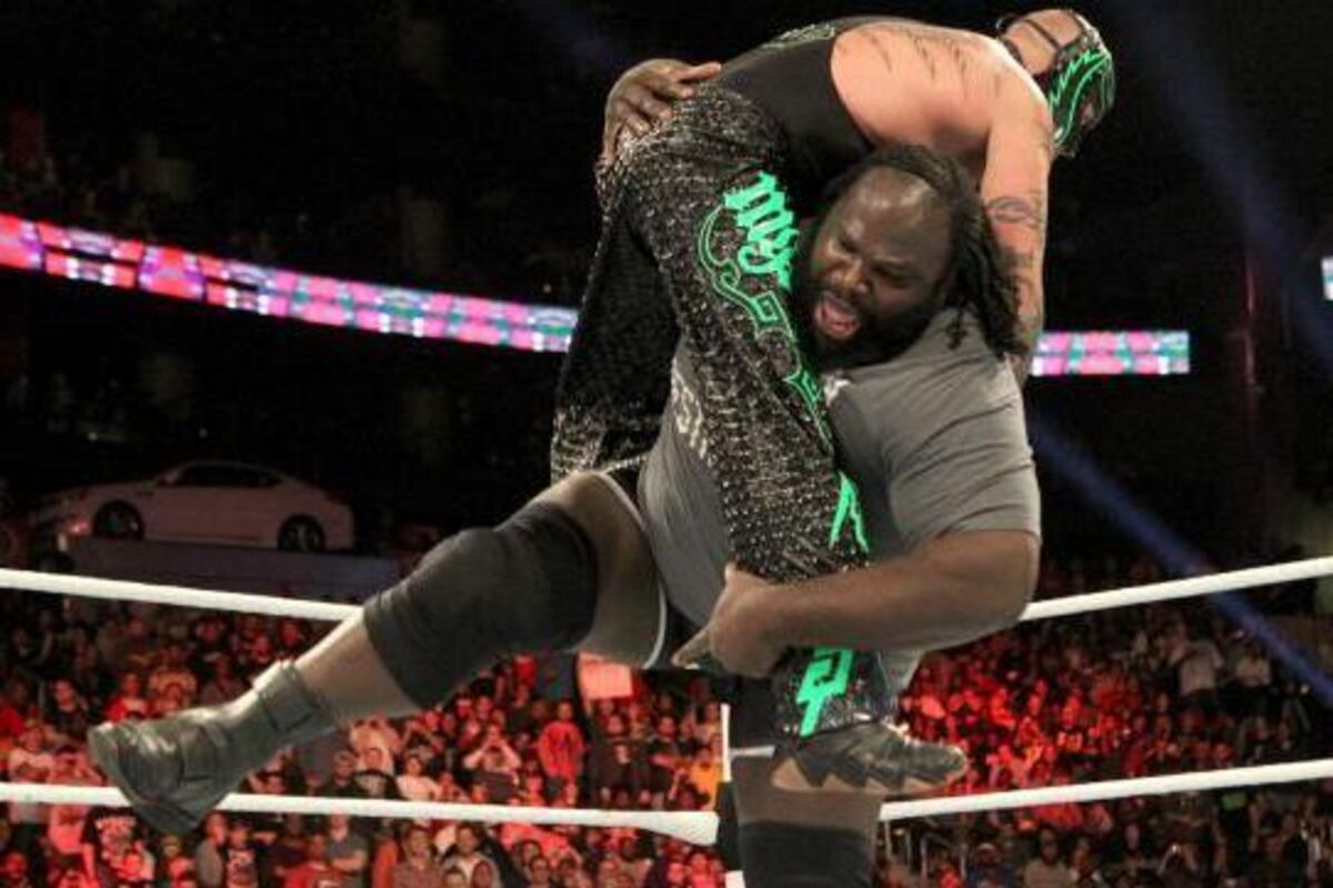 Mark Henry: Why World's Strongest Man Should Win Elimination Chamber Match | Bleacher Report