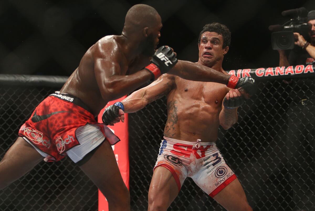 Jon Jones Vs Vitor Belfort 2 5 Reasons This Fight Makes No Sense Bleacher Report Latest News Videos And Highlights