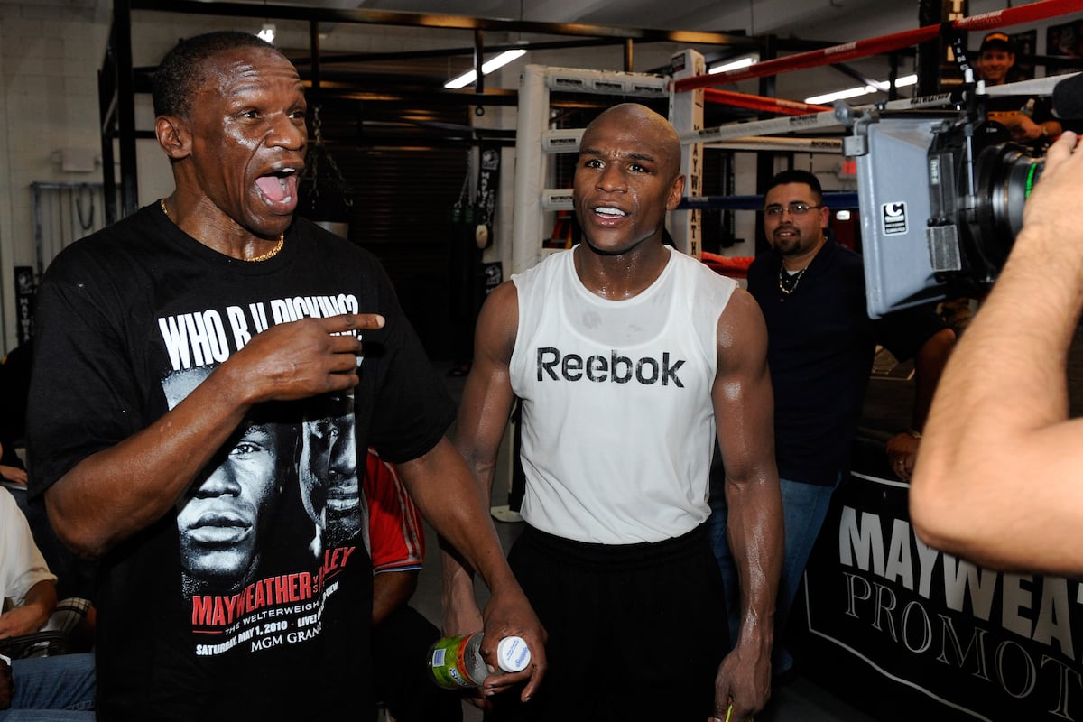 Floyd Mayweather Back with Father as Trainer Heading into ...