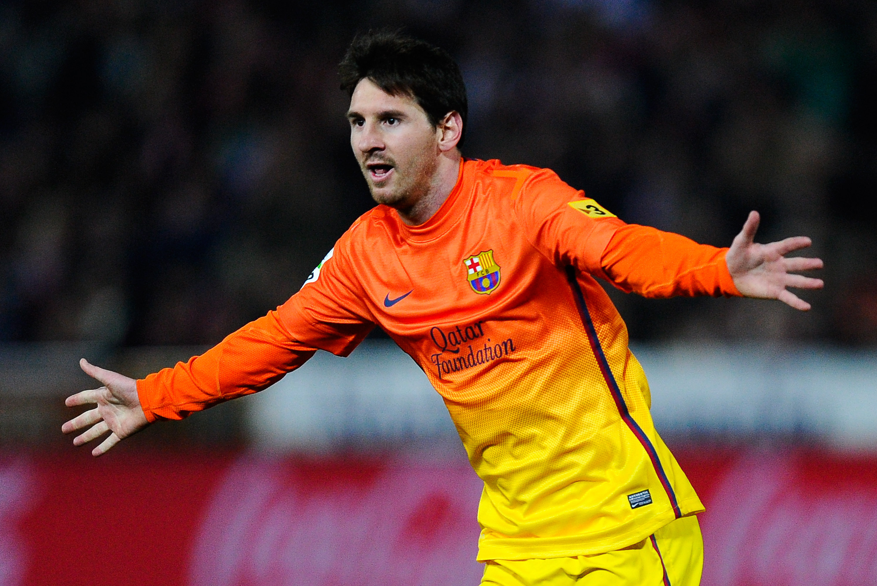 messi orange jersey