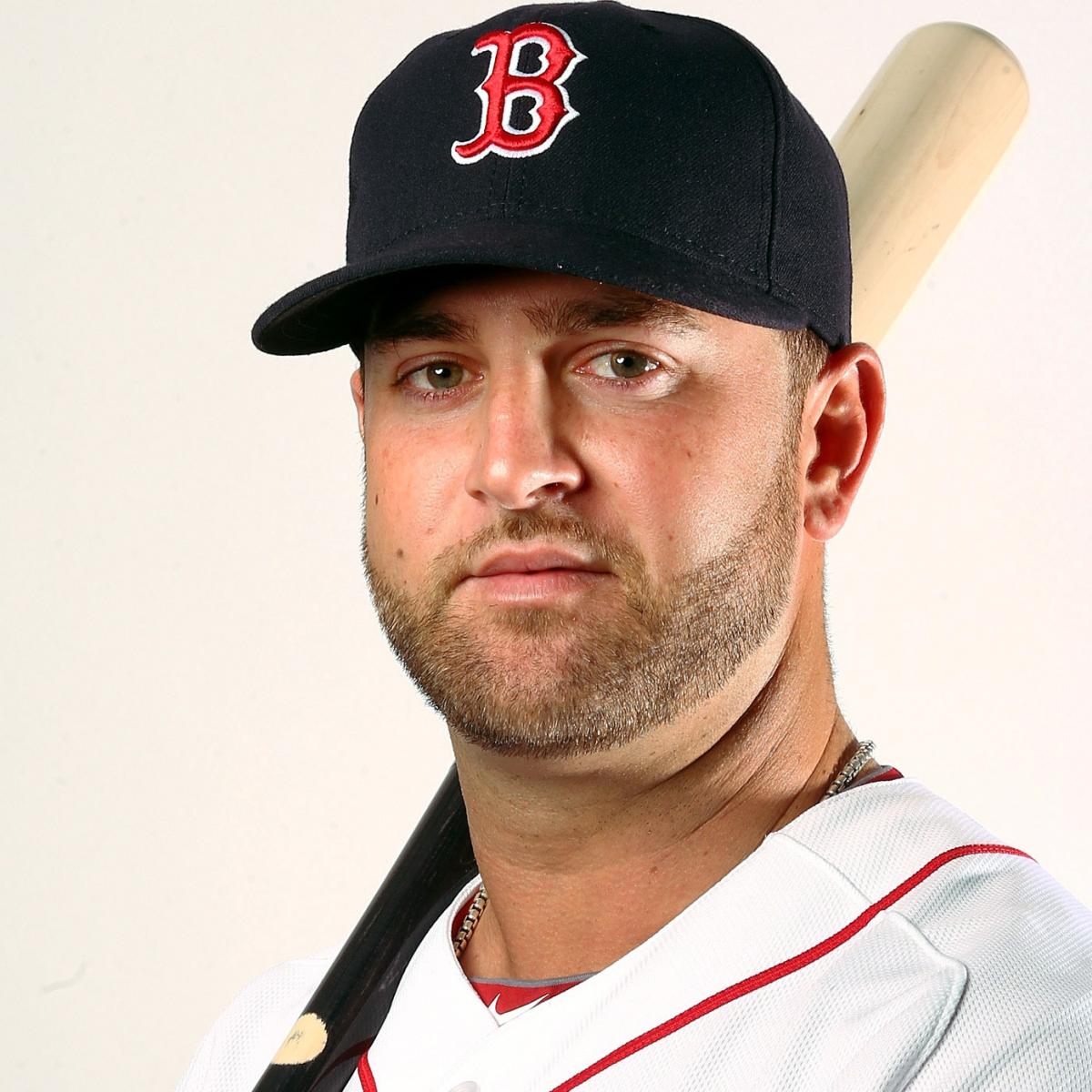 Red Sox officially sign Mike Napoli for 1 year