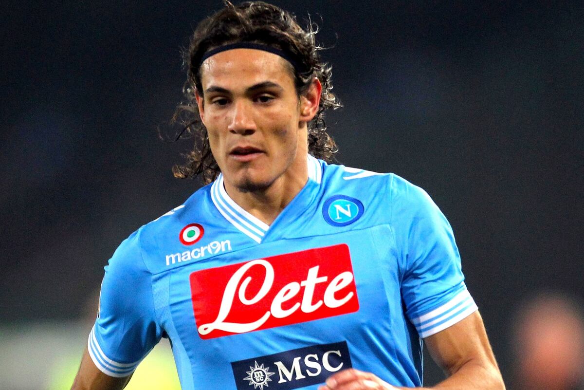 Edinson Cavani: Why He'd Thrive at Manchester City ...