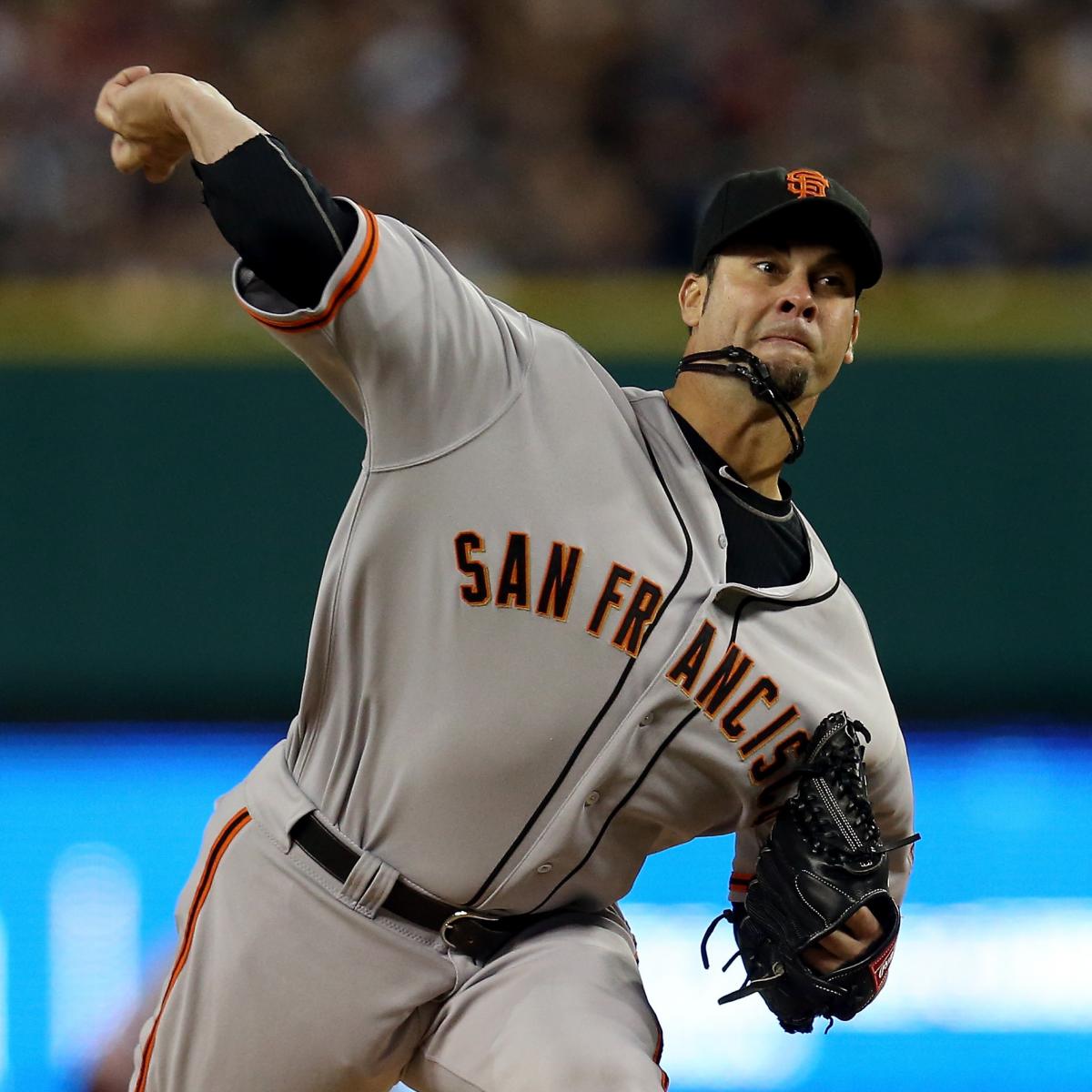 Key SF Giants pitcher getting ready to sign?