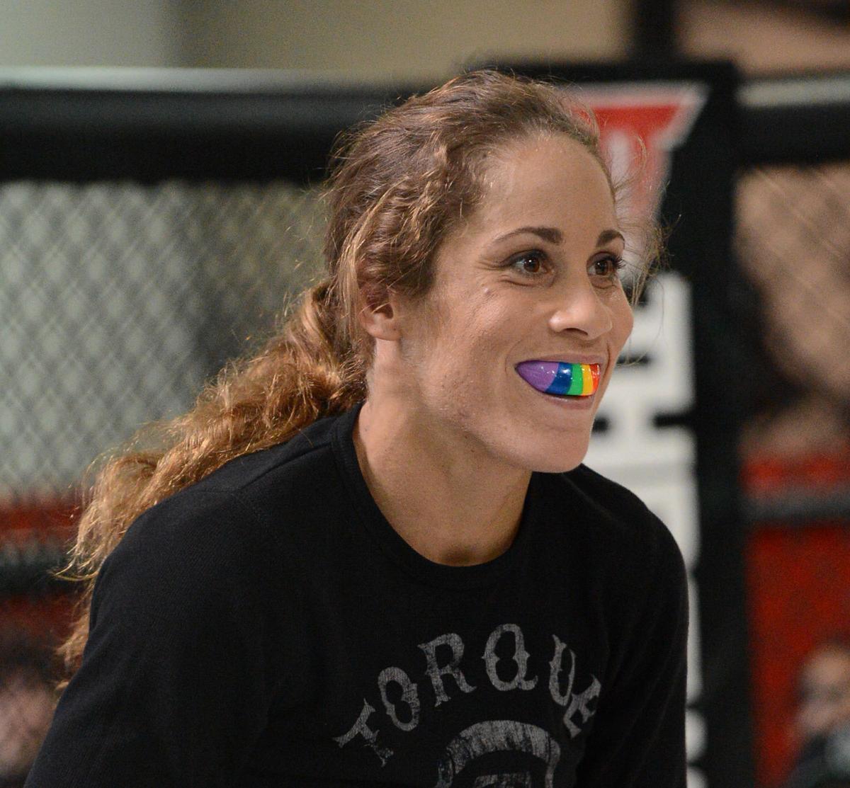 Will a Liz Carmouche Victory Doom Women's MMA in the UFC ? | News ...
