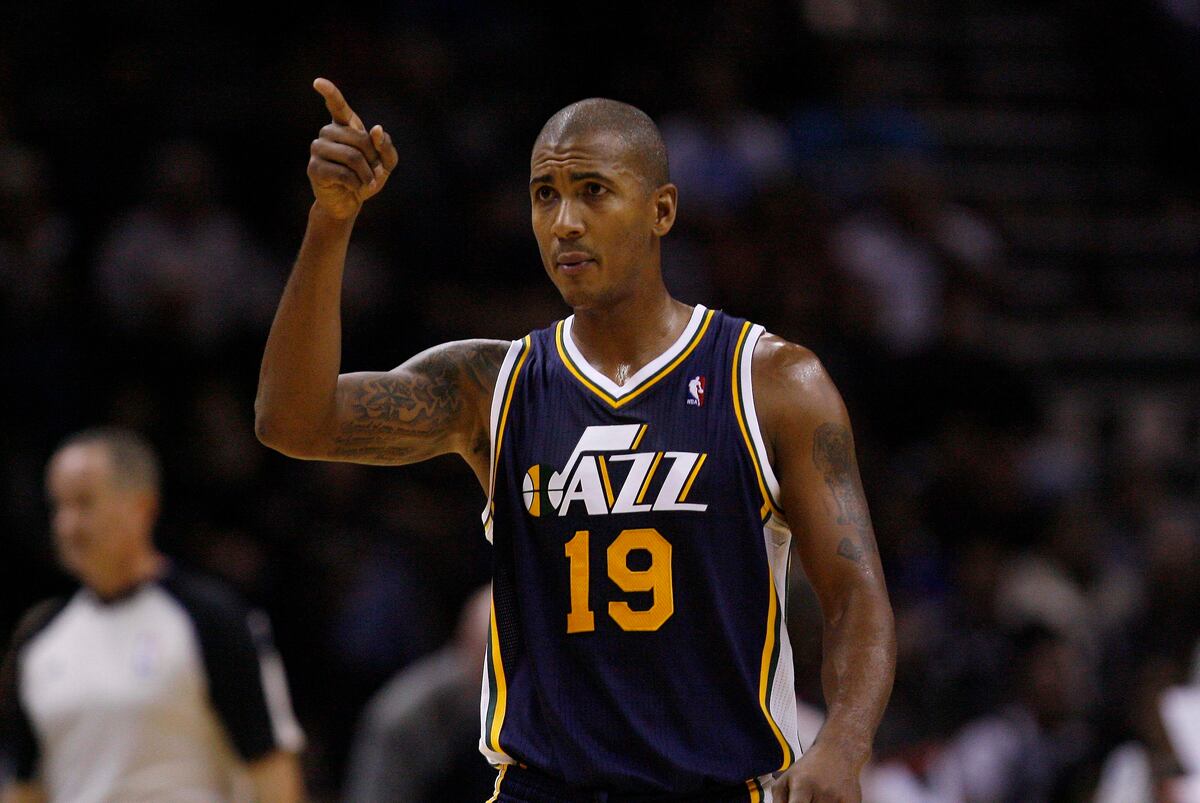 Lakers Rumors Raja Bell Makes No Sense for Struggling